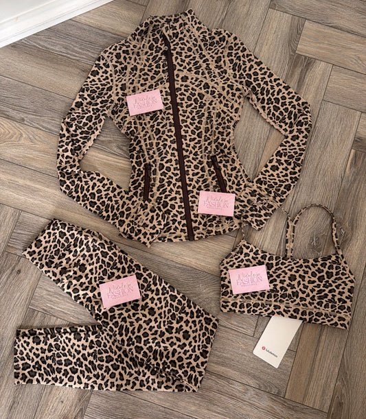 New In🤎 Leopard Print 3 Piece Gym Set