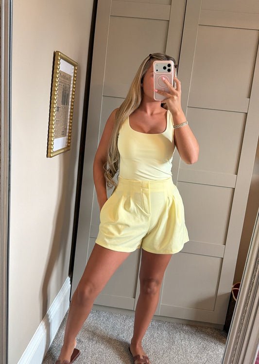 Women’s Shorts Lemon